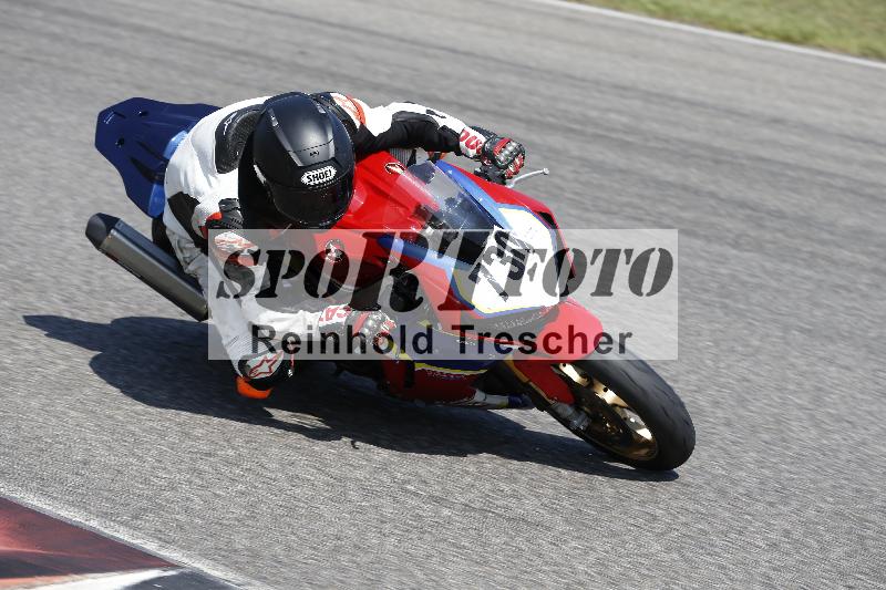 /45 10.08.2025 Plüss Moto Sport ADR/Einsteiger/730